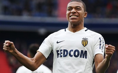 DB电竞焦点-从葡萄牙体育到巴萨坎塞洛的成长